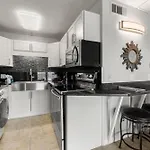 The Summit 620